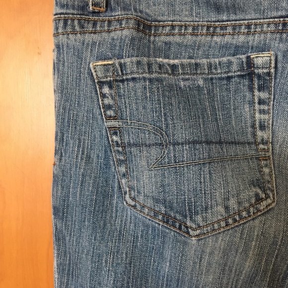 american eagle turn in old jeans